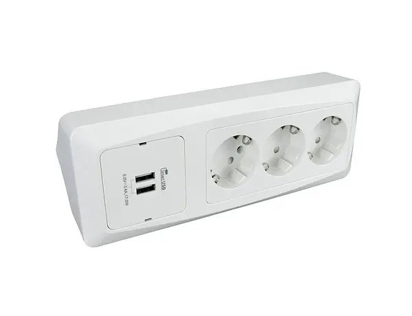 Pistorasia 3-os+USB kulma