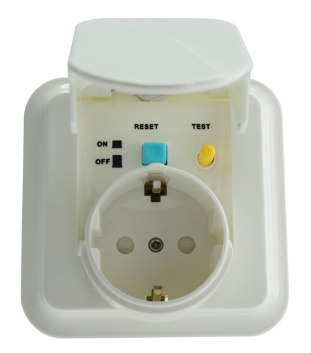 [96124] Vikavirtapistorasia uppo IP44